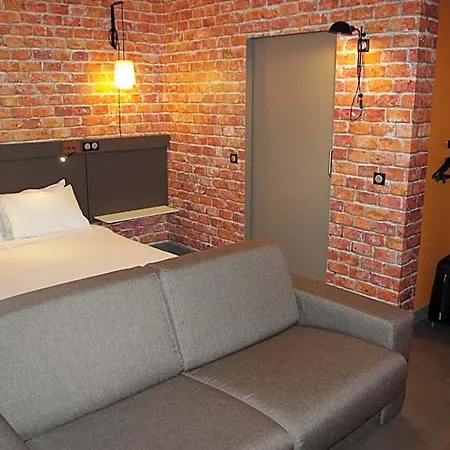 Hotel Greet Paris Porte De La Chapelle - Arena 2*