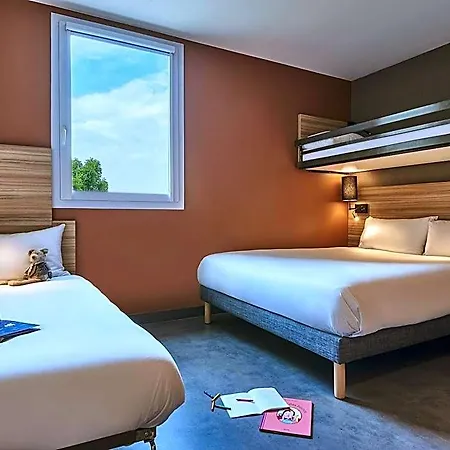 Greet Paris Porte De La Chapelle - Arena Hotel 2*